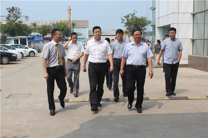 王正喜、錢一平赴宿遷天泓汽車4S店調研