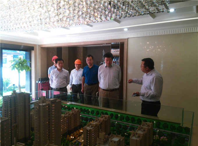 省國資委第二監事會主席施建國赴建設集團地產項目調研