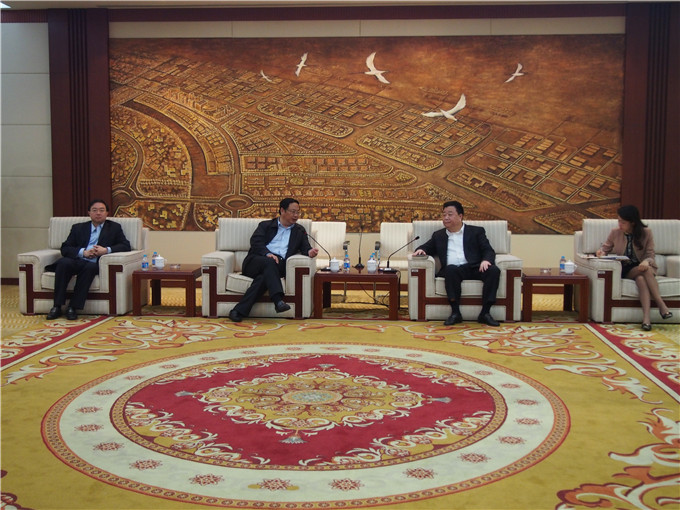 集團領(lǐng)導(dǎo)集體赴上海自貿(mào)區(qū)、上海期貨交易所調(diào)研