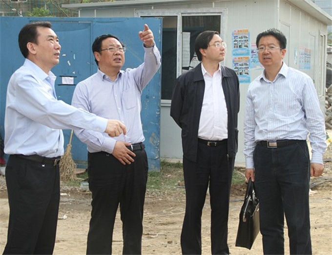 王正喜、周勇到鼓樓區(qū)考察調研