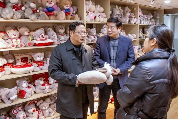 集團(tuán)董事長王正喜調(diào)研紡織集團(tuán)