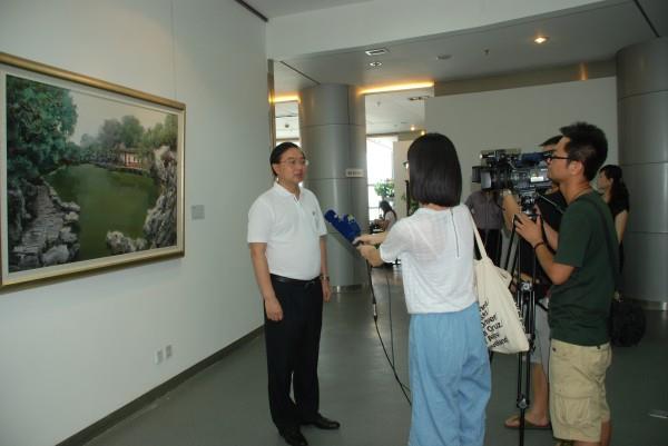 盛梅冰油畫南京展暨江蘇油畫研討會(huì)順利開(kāi)幕
