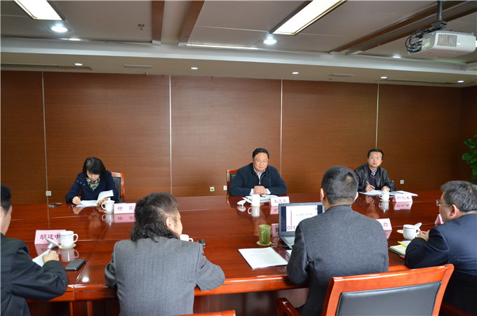 王正喜聽(tīng)取弘業(yè)集團(tuán)工作匯報(bào)