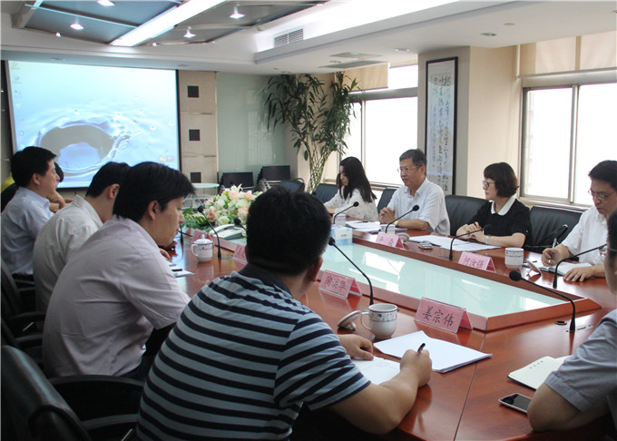 沈祥元副總裁督查指導(dǎo)弘業(yè)股份“三嚴三實”專題教育工作