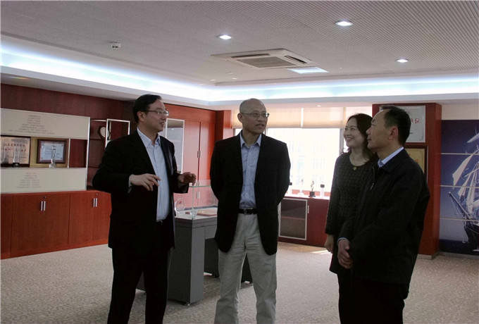 周勇總裁接待鄭商所理事長張凡