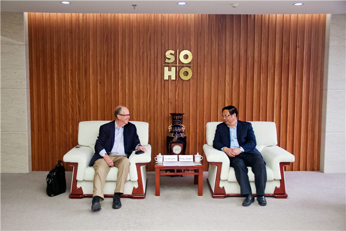 王正喜董事長會見澳大利亞皇家澳洲頤養(yǎng)服務(wù)公司客人