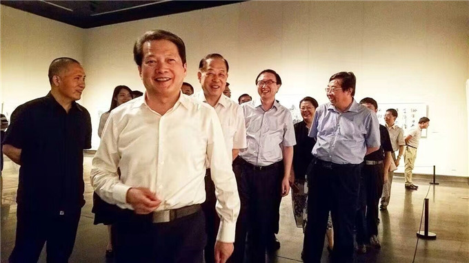 “大愛如濤——江蘇省文化系統賑災義賣書畫作品展”今在省美術館揭幕