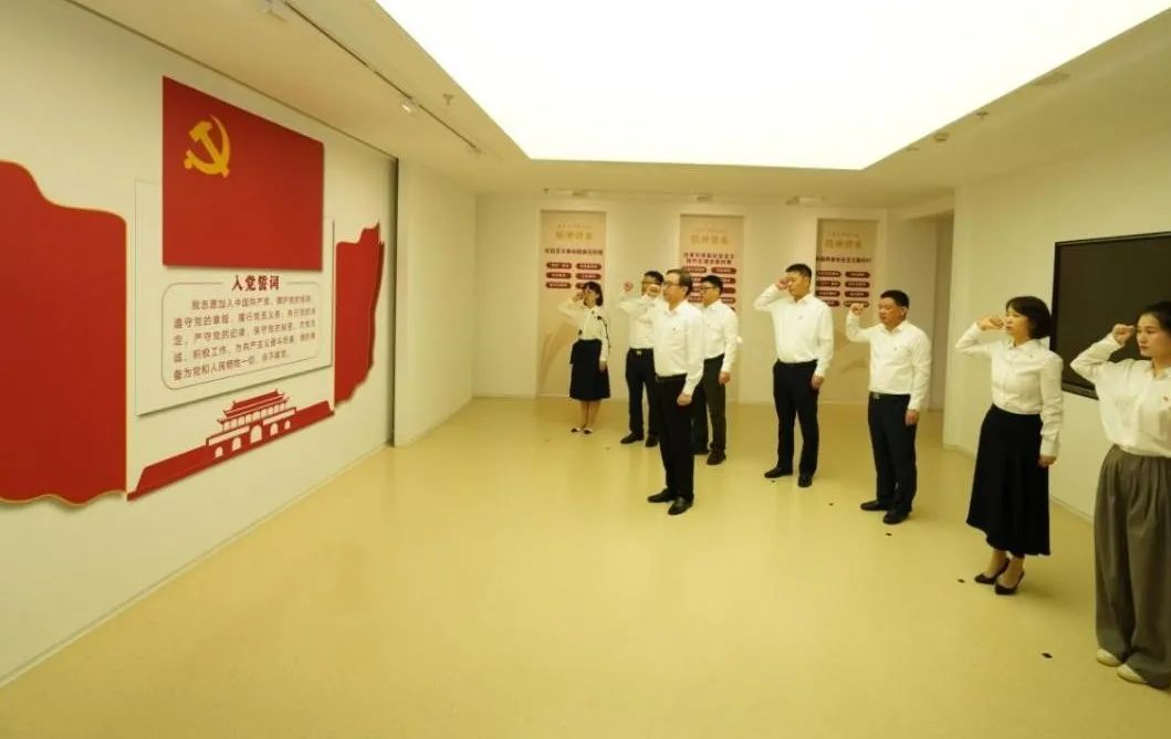 1688442295348585.png 8.png